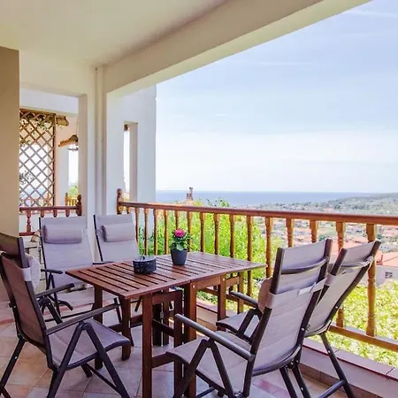 Stonehill 2-bdrm With Sea Views, Apartment Nikiti (Sithonia)