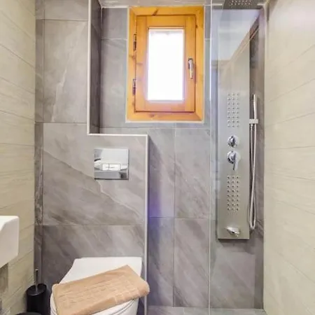 Stonehill 2-bdrm With Sea Views,